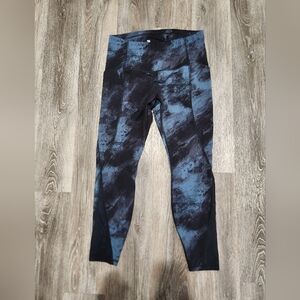 All in Motion Black and Blue Active Leggings